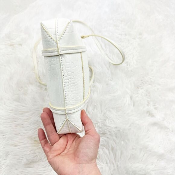 Elizabeth and James Embossed Crocodile Vegan Leather Crossbody Handbag - Picture 8 of 9